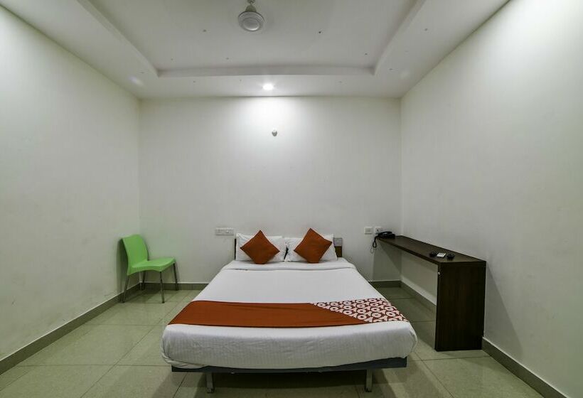 Fotos del hotel Oyo 28765 Green Stone:  9