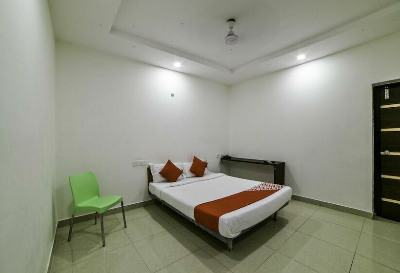 Fotos del hotel Oyo 28765 Green Stone:  7