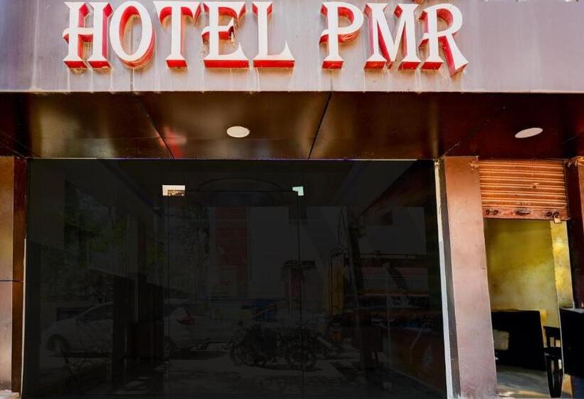 Fotos del hotel Oyo 10475 Pmr:  12