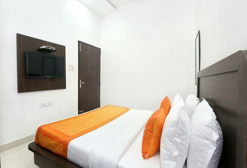 Fotos del hotel Oyo 11421 Regal Residency:  4