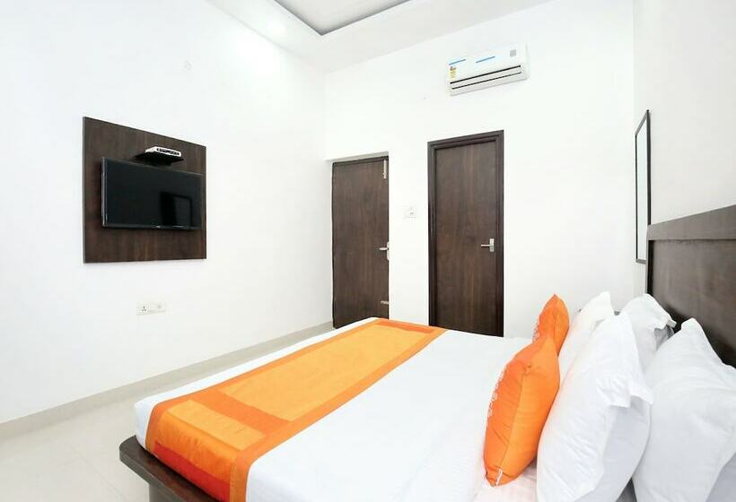 Fotos del hotel Oyo 11421 Regal Residency:  8