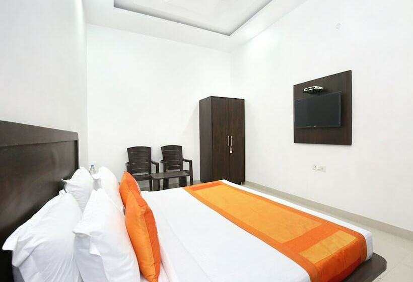 Fotos del hotel Oyo 11421 Regal Residency:  13