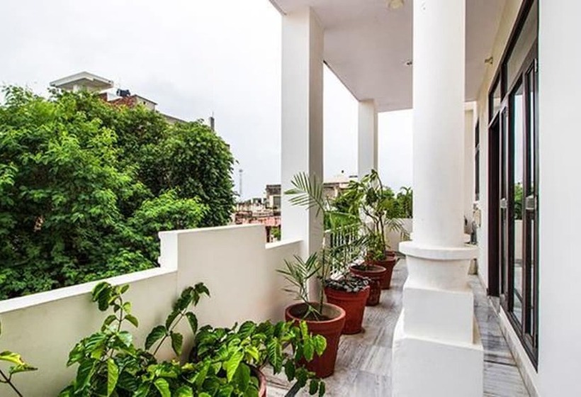 Fotos del hotel Fabhotel Villa Jaipur Vaishali:  15