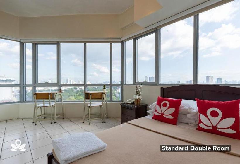 Golden Panda Dormtel By Zen Rooms