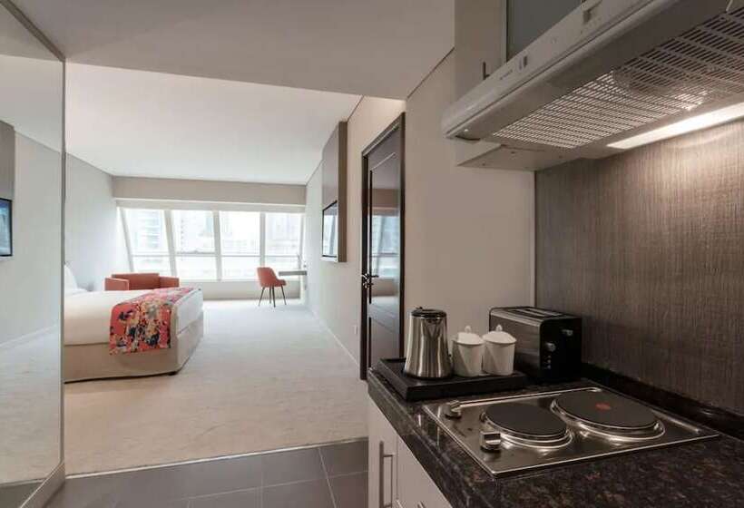 Fotos del hotel Leva  And Suites, Mazaya Centre:  9