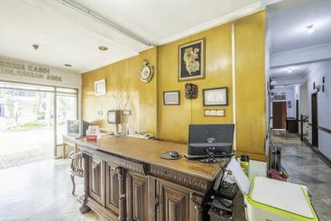 Bali Indah By Oyo Rooms - Bandung