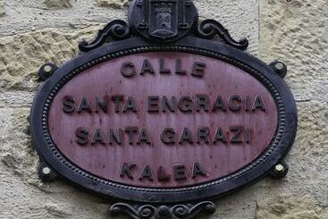 El Retiro Del Obispo - Laguardia