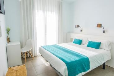 Hostal La Isla - Carboneras