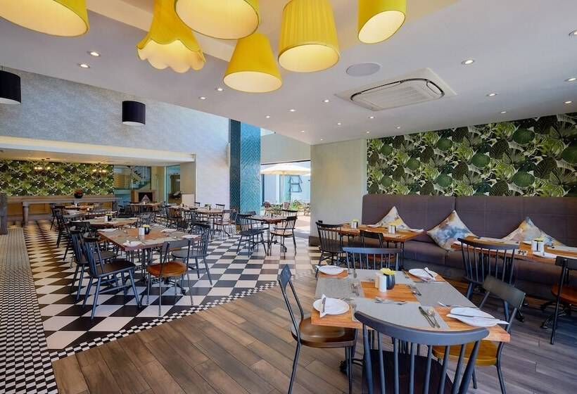 Fotos del hotel The Regency Apartment  Menlyn:  12