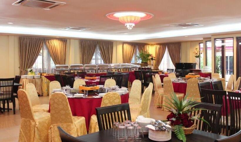 Fotos del hotel D'village Resort:  7