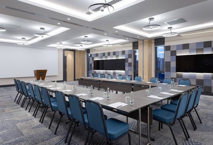 Fotos del hotel Courtyard By Marriott Chisinau:  6