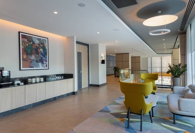 Fotos del hotel Courtyard By Marriott Chisinau:  7