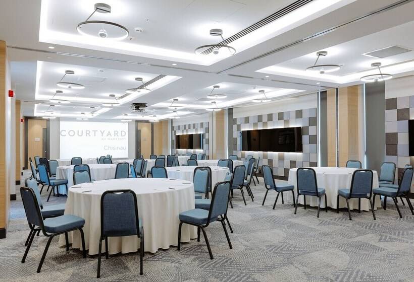 Fotos del hotel Courtyard By Marriott Chisinau:  11