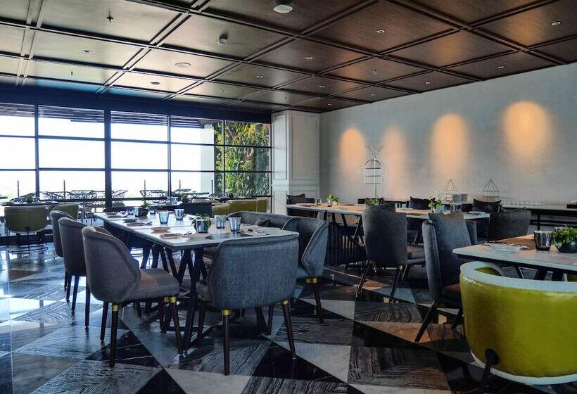 Fotos del hotel Grand Mercure Surabaya City:  9