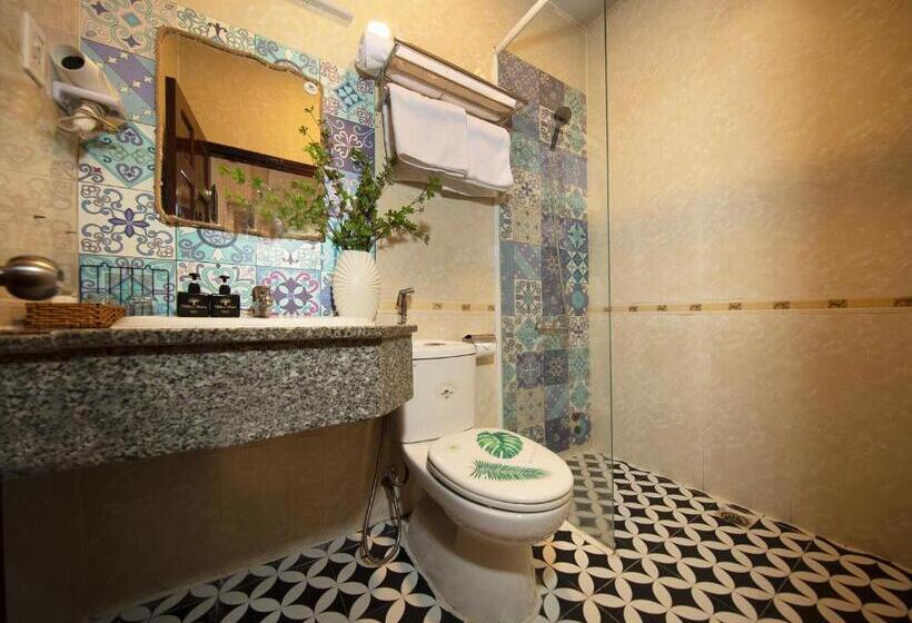 Fotos del hotel Symphony:  8