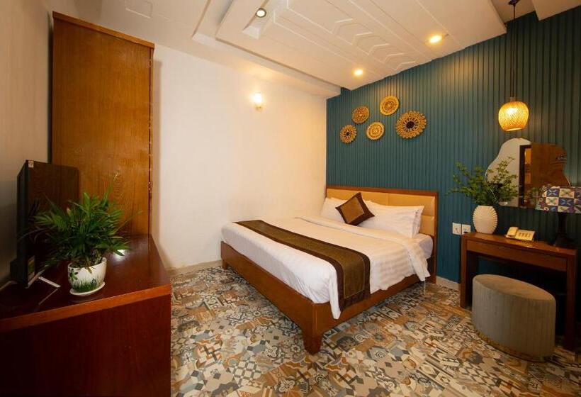 Fotos del hotel Symphony:  19