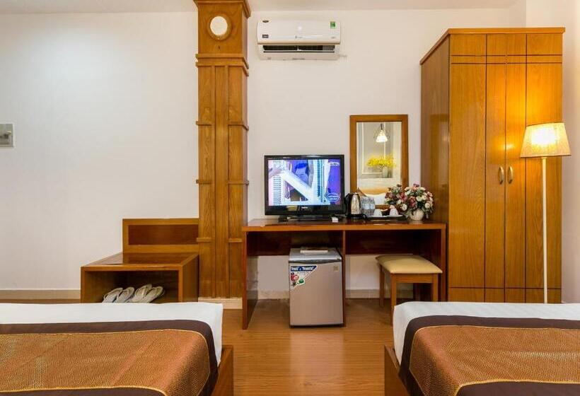 Fotos del hotel Symphony:  25