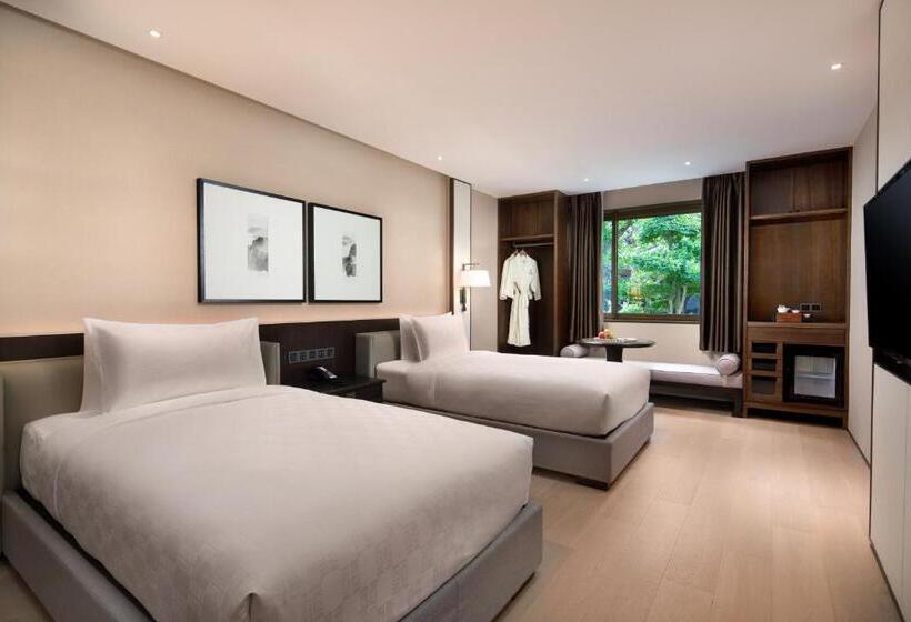 Fotos del hotel Hualuxe Xi'an Tanghua, An Ihg:  8