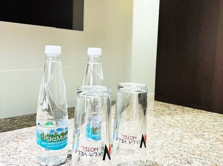 Fotos del hotel Capital O La Villa:  8