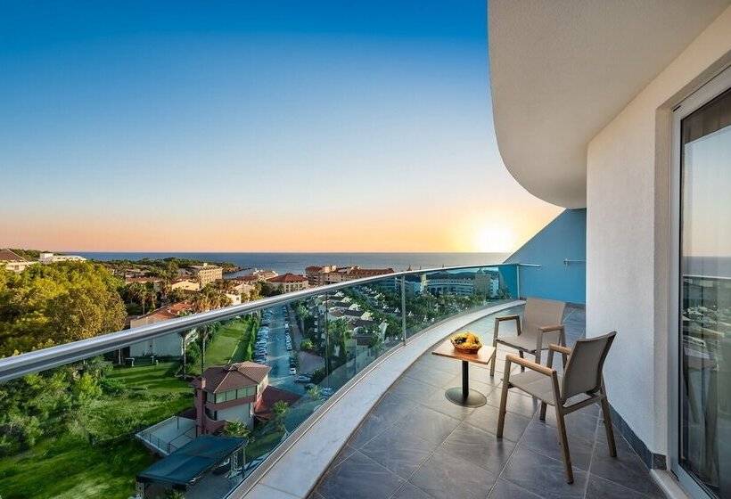 Fotos del hotel The Marilis Hill Resort  & Spa:  4