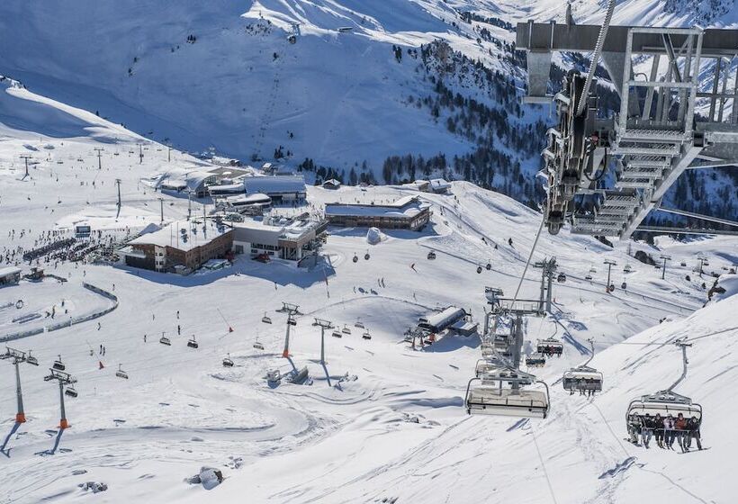 Fotos del hotel Garni Chasa Sulai:  7