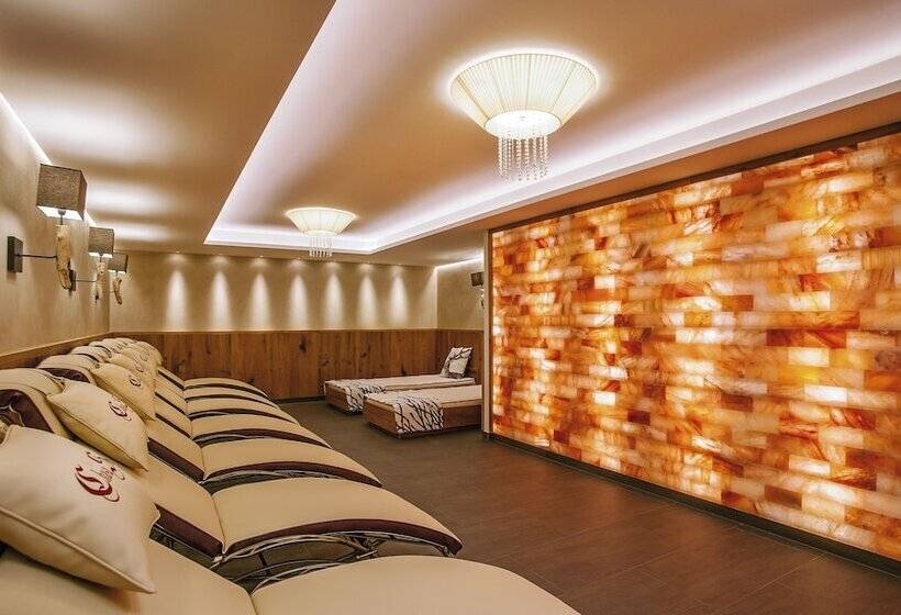 Fotos del hotel Garni Chasa Sulai:  15