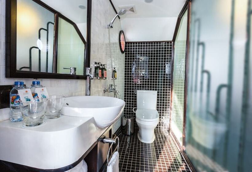 Fotos del hotel L Azalée Cruises:  4