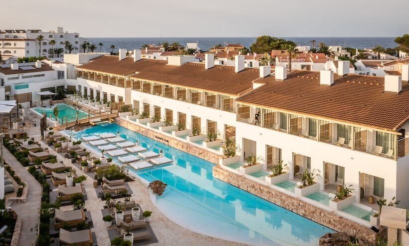 Fotos del hotel Lago Resort Menorca - Suites Del Lago Adults Only:  4