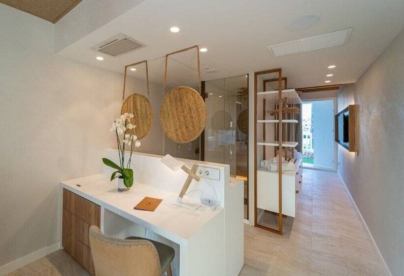 Fotos del hotel Lago Resort Menorca - Suites Del Lago Adults Only:  25