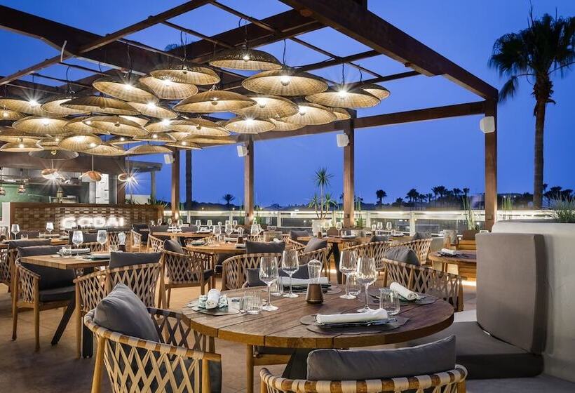 Fotos del hotel Lago Resort Menorca - Suites Del Lago Adults Only:  13