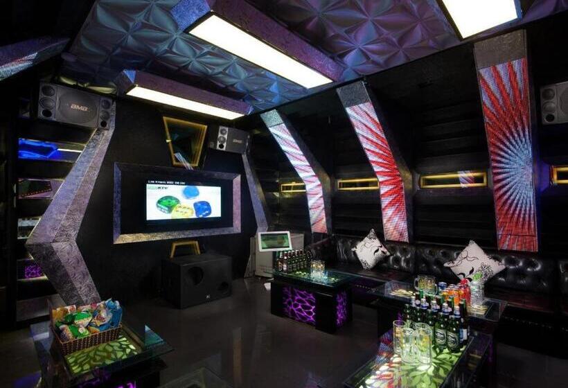 Fotos del hotel Royal Palace:  16