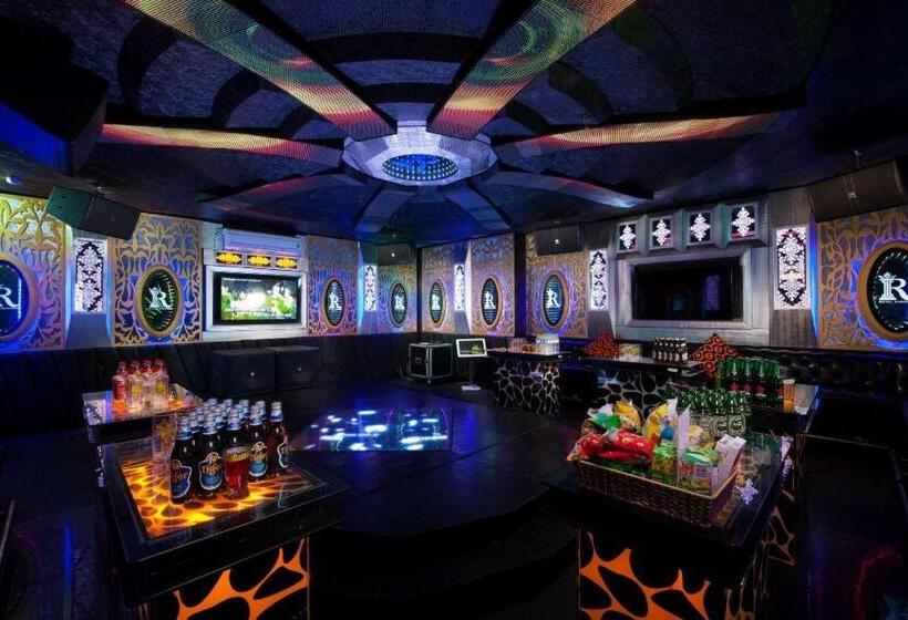 Fotos del hotel Royal Palace:  13