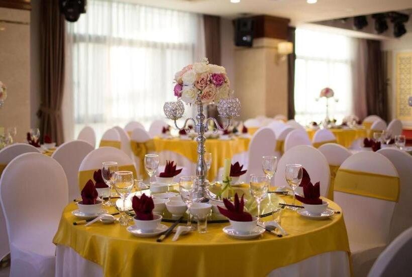 Fotos del hotel Royal Palace:  3