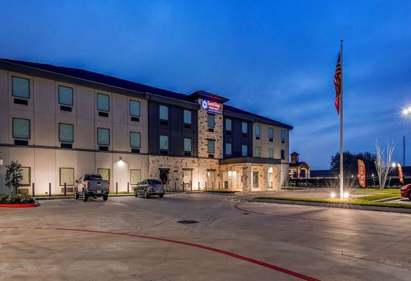 Fotos del hotel Surestay Plus  By Best Western Humble:  2