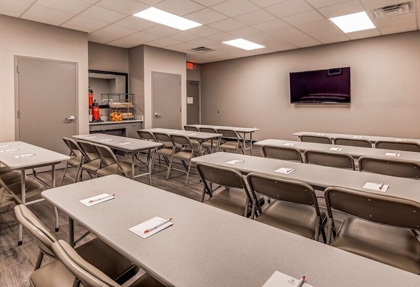 Fotos del hotel Surestay Plus  By Best Western Humble:  5