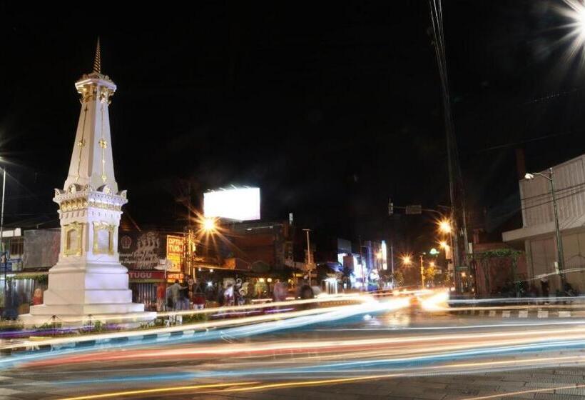 Fotos del hotel Malioboro Palace:  4