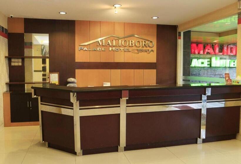 Fotos del hotel Malioboro Palace:  8