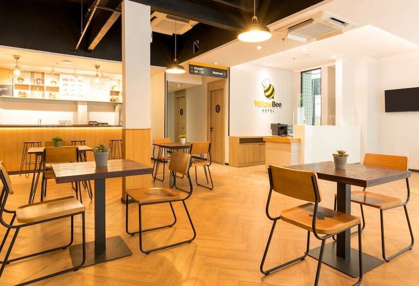 Fotos del hotel Yellow Bee Tanah Abang:  8