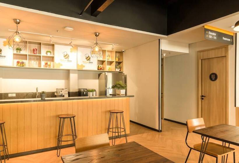 Fotos del hotel Yellow Bee Tanah Abang:  10