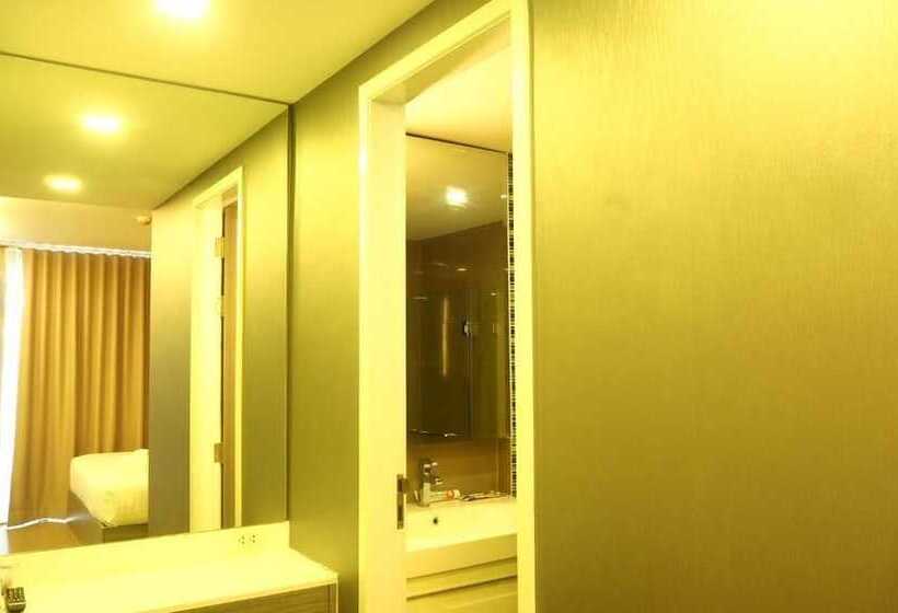 Fotos del hotel Dazzle Residence:  12