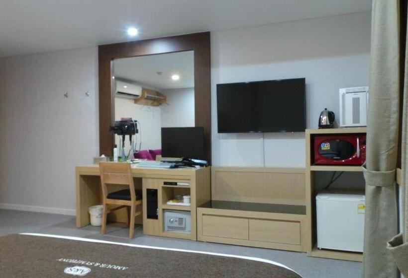 Fotos del hotel Symphony:  24