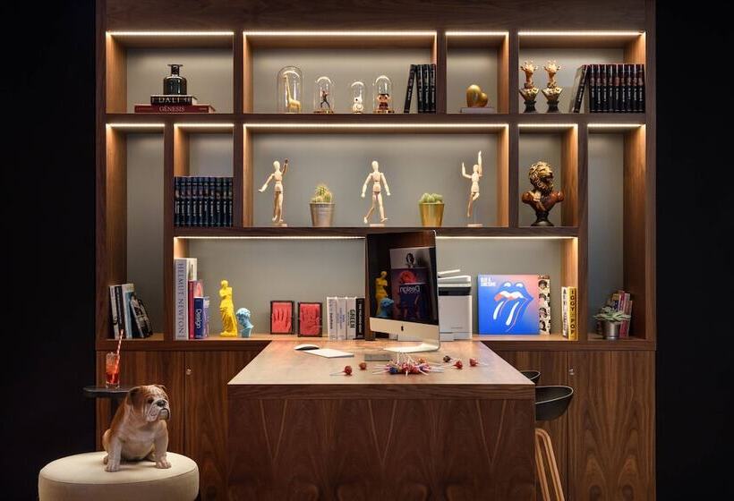 Fotos del hotel Moxy Lisboa Oriente:  24