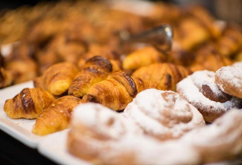 Fotos del hotel Capri By Fraser Leipzig:  6