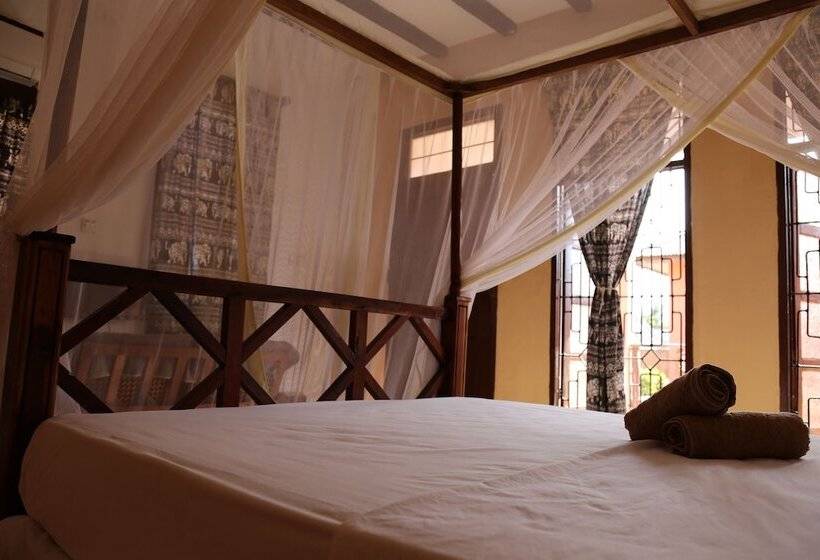 Fotos del hotel Kigwedeni Villas:  22