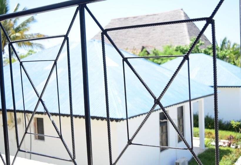 Fotos del hotel Kigwedeni Villas:  9