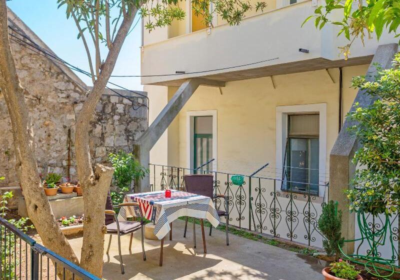 Fotos del hotel Apartments Maja:  5