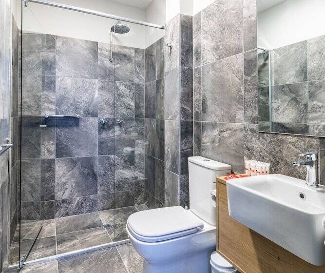 Fotos del hotel Nightcap At Commercial:  5