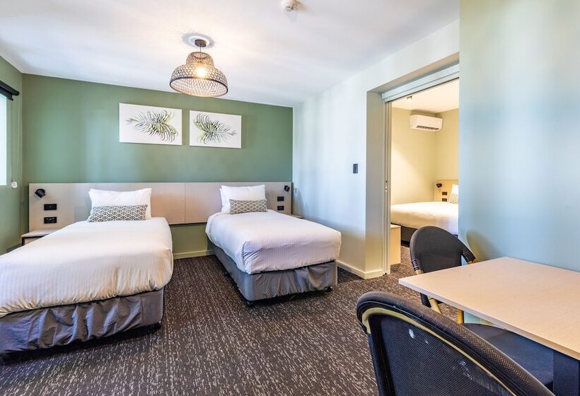 Fotos del hotel Nightcap At Commercial:  8