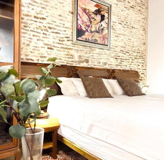 Fotos del hotel Anahita Boutique:  13