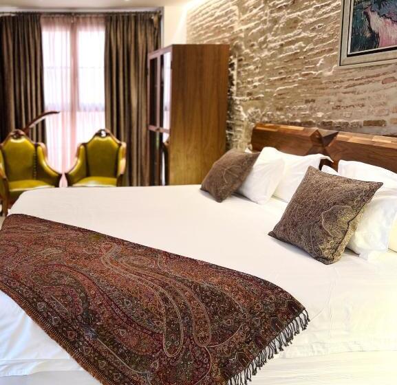 Fotos del hotel Anahita Boutique:  11